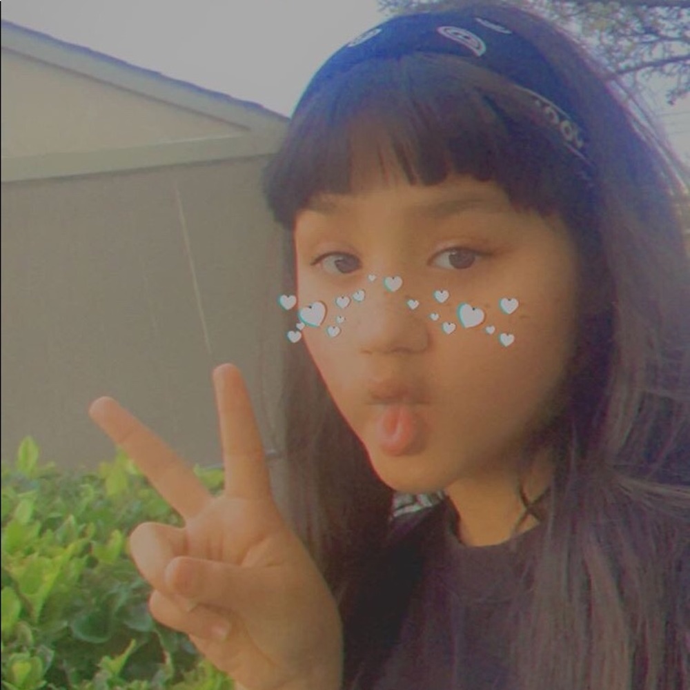 Meet your Posher, Fatima